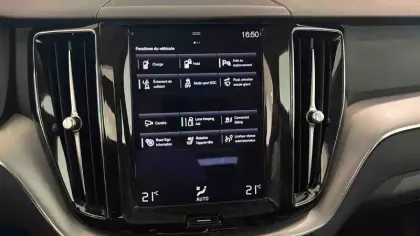 Photo 12 Volvo XC60  T6 Recharge AWD 253 ch + 87 ch Geartronic 8