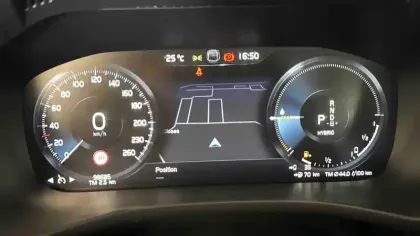 Photo 14 Volvo XC60  T6 Recharge AWD 253 ch + 87 ch Geartronic 8