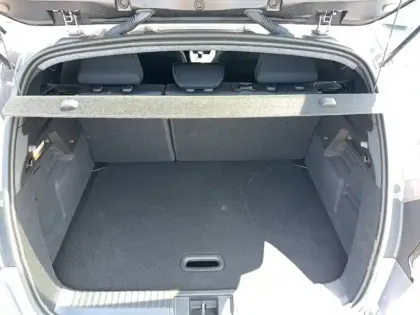 Photo 11 Renault Captur  E-Tech full hybrid 160 ch