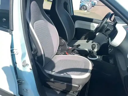Photo 10 Renault Twingo  III SCe 65