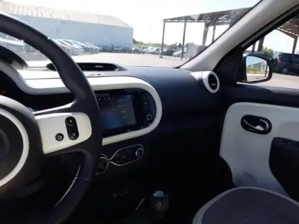 Photo 34 Renault Twingo  III SCe 65