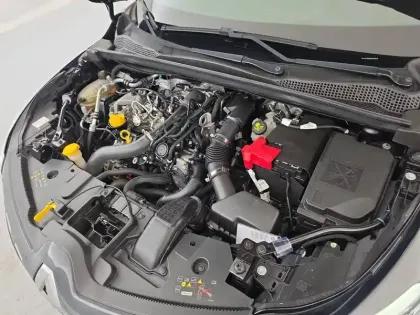 Photo 285 Renault Captur  TCe 155 EDC FAP