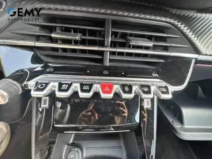 Photo 14 Peugeot 2008  PureTech 130 S&S EAT8