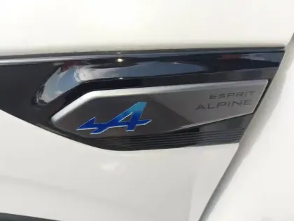 Photo 17 Renault Arkana  E-Tech full hybrid 145 GSR2