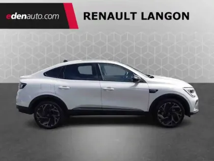 Photo 5 Renault Arkana  E-Tech full hybrid 145 GSR2