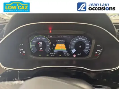 Photo 15 Audi Q3  45 TFSIe 245 ch S tronic 6