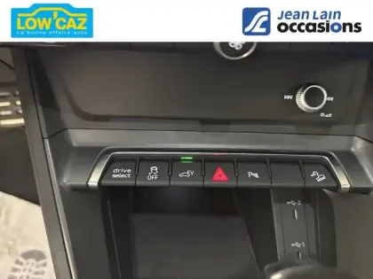 Photo 14 Audi Q3  45 TFSIe 245 ch S tronic 6