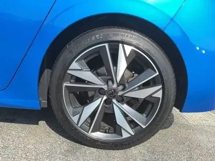 Photo 9 Peugeot 308  PureTech 130ch S&S BVM6