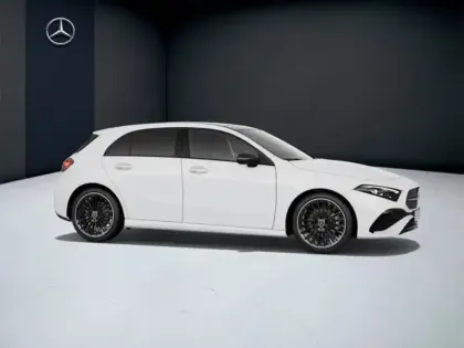Photo 14 Mercedes Classe A 200 d AMG Line