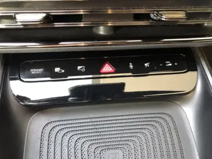Photo 10 Mercedes CLA  250+ avec technologie EQ L