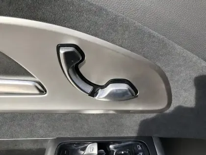 Photo 18 Mercedes CLA  250+ avec technologie EQ L