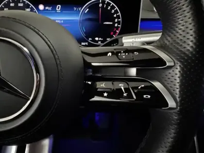 Photo 15 Mercedes CLA 580 e Hybrid EQ 4MATIC Limousi