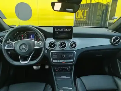 Photo 8 Mercedes GLA 220 d 4MATIC Fascination Pack 