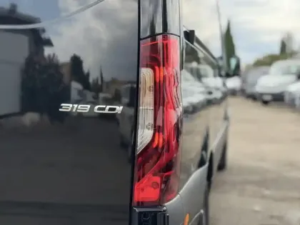 Photo 10 Mercedes Sprinter 319 CDI Fourgon Standard 9G-Tr