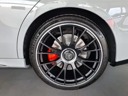 Photo 8 Mercedes Classe E Mercedes-AMG E 53 HYBRID 4MATI