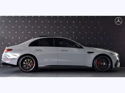 Photo 5 Mercedes Classe E Mercedes-AMG E 53 HYBRID 4MATI