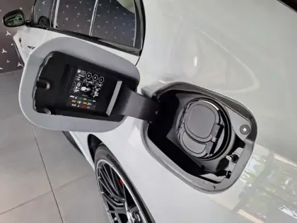 Photo 14 Mercedes Classe E Mercedes-AMG E 53 HYBRID 4MATI