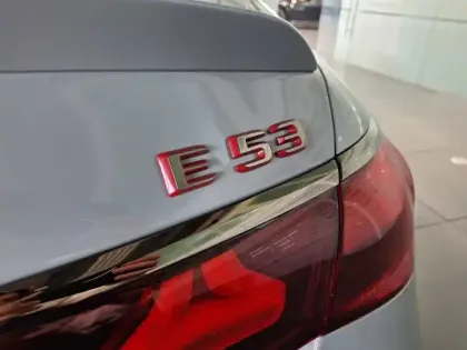Photo 11 Mercedes Classe E Mercedes-AMG E 53 HYBRID 4MATI