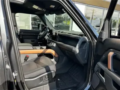 Photo 10 Land rover Defender 110 P400E PHEV BVA8 X-DYNAMIC