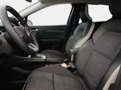 Photo 28 Renault Captur  1.6 E-Tech hybride 145ch Techno Fast Track