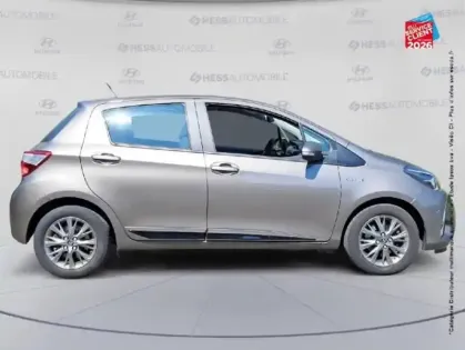 Photo 3 Toyota Yaris  100h Dynamic 5p