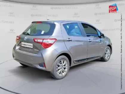 Photo 5 Toyota Yaris  100h Dynamic 5p