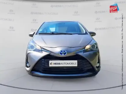 Photo 1 Toyota Yaris  100h Dynamic 5p