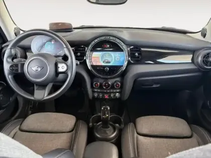 Photo 9 Mini Mini  5 Portes Cooper 136ch Edition Premium Plus BVA7