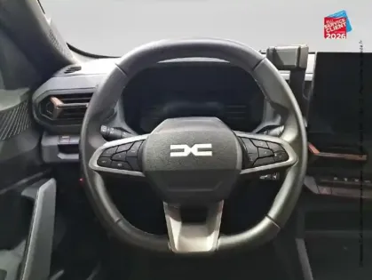 Photo 11 Dacia Duster  1.6 hybrid 140ch Extreme