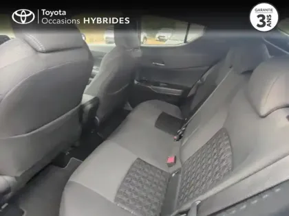 Photo 11 Toyota C-HR  2.0 Hybride 184ch Design E-CVT