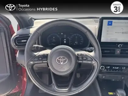 Photo 12 Toyota Yaris  116h Collection 5p MC24
