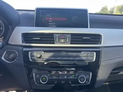 Photo 6 BMW X1  sDrive18dA 150ch xLine