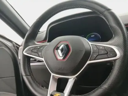 Photo 14 Renault Arkana  1.6 E-Tech hybride 145ch RS Line Fast Track