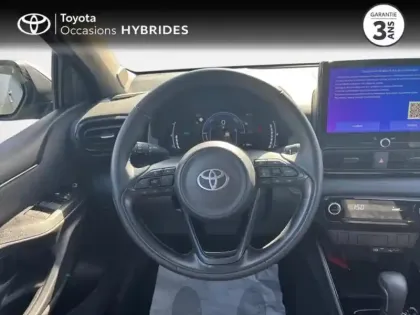 Photo 12 Toyota Yaris  116h Design 5p MC24
