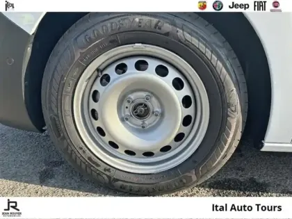 Photo 10 Fiat Scudo  Fg M 2.2 Diesel 150ch Pack Premium Connect automatique 26650?HT
