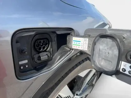 Photo 9 Renault Megane  E-Tech Electric EV60 220ch Techno super charge -B