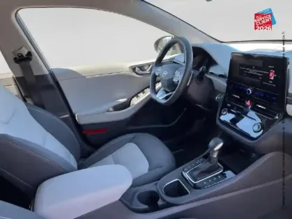 Photo 4 Hyundai Ioniq  Hybrid 141ch Executive
