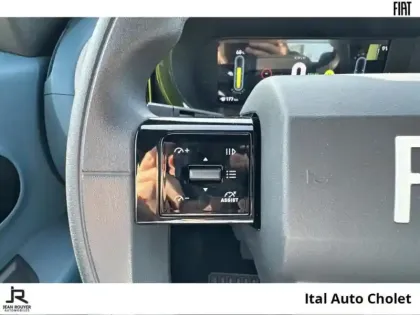 Photo 13 Fiat Panda Grande  Electrique 113ch  Icône (prime CEE 4800? déja déduite)