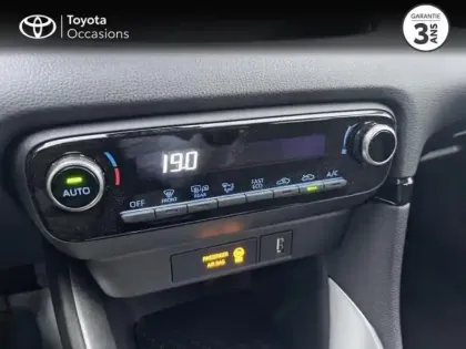 Photo 11 Toyota Yaris  116h Dynamic Business 5p + Programme Toyota Experience MY22