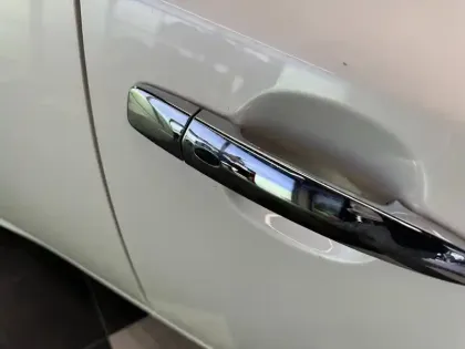 Photo 13 Nissan Leaf  150ch 40kWh N-Connecta 22