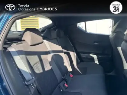 Photo 6 Toyota C-HR  2.0 Hybride 184ch Dynamic Ultimate E-CVT
