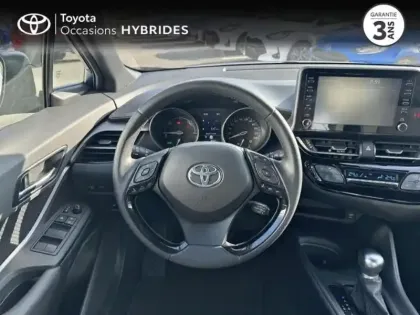 Photo 8 Toyota C-HR  2.0 Hybride 184ch Dynamic Ultimate E-CVT