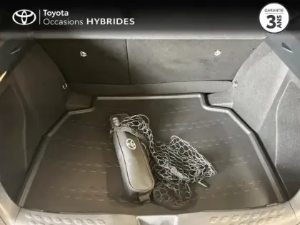 Photo 9 Toyota C-HR  1.8 Hybride 122ch Design Ultimate E-CVT
