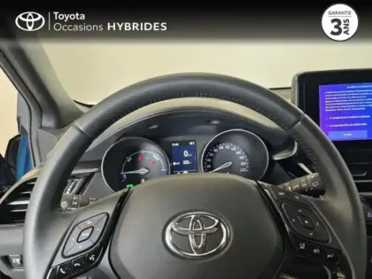 Photo 12 Toyota C-HR  1.8 Hybride 122ch Design Ultimate E-CVT