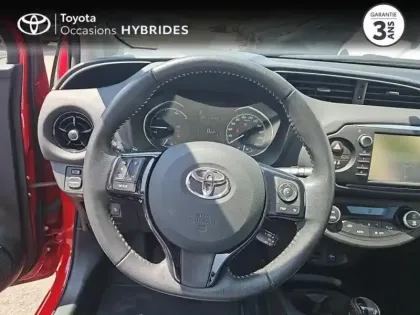 Photo 8 Toyota Yaris  100h Dynamic 5p