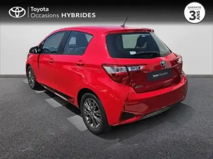 Photo 1 Toyota Yaris  100h Dynamic 5p