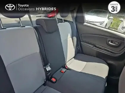 Photo 6 Toyota Yaris  100h Dynamic 5p