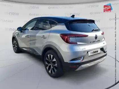 Photo 7 Renault Captur  1.6 E-Tech hybride 145ch Techno