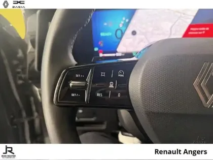 Photo 9 Renault Austral  1.2 E-Tech full hybrid 200ch Evolution - 24