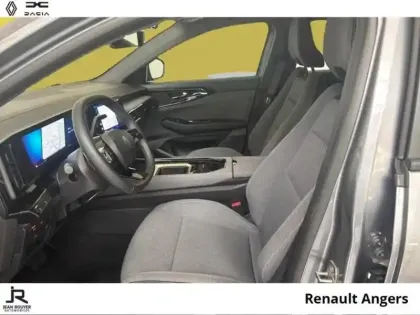 Photo 2 Renault Austral  1.2 E-Tech full hybrid 200ch Evolution - 24